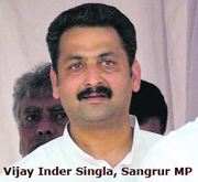 Vijay <b>Inder Singla</b>, Sangrur MP - pun4